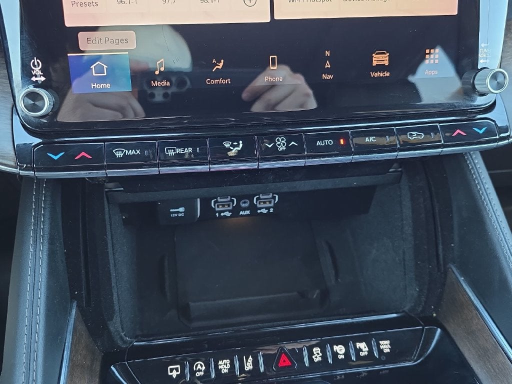 2024 Jeep Grand Wagoneer L BASE