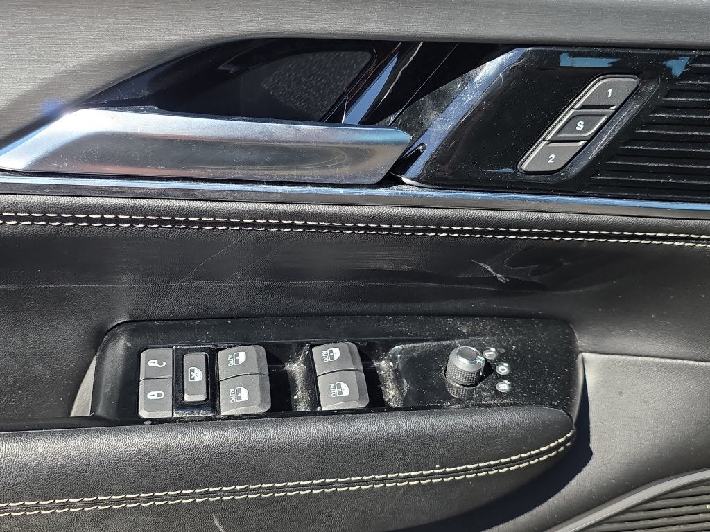 2023 Jeep Wagoneer Series II Carbide