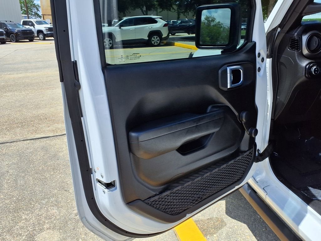 2022 Jeep Gladiator Willys Sport