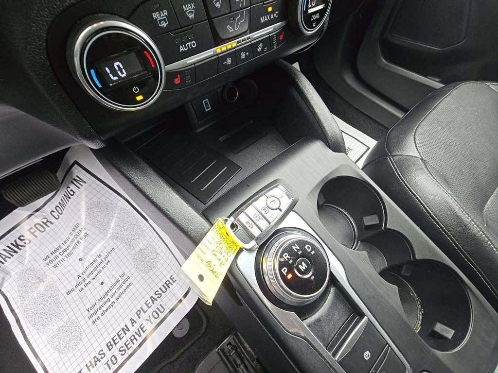2020 Ford Escape Titanium