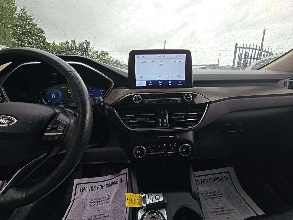 2020 Ford Escape Titanium