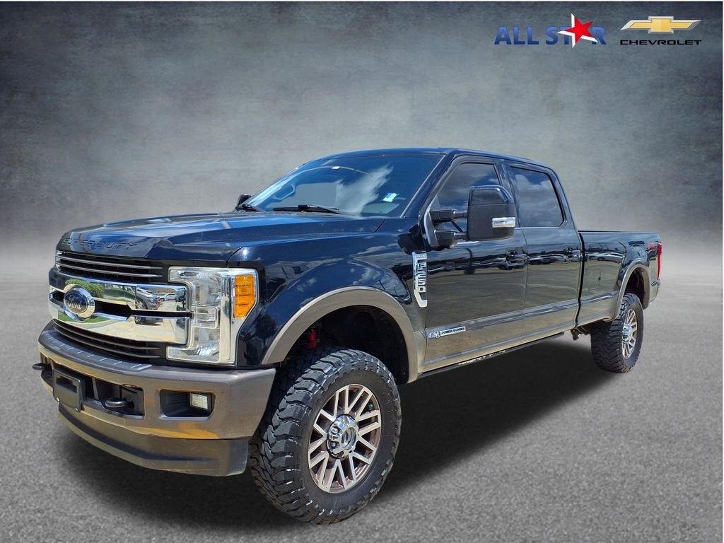 2017 Ford Super Duty F-250 SRW Lariat