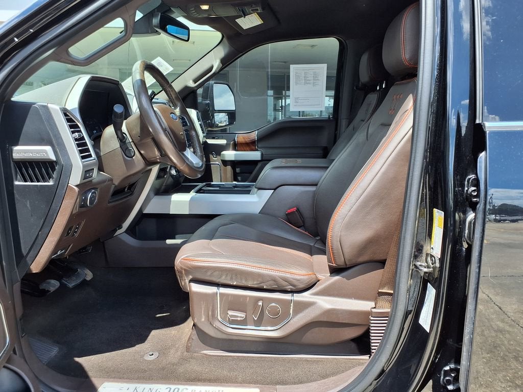 2017 Ford Super Duty F-250 SRW Lariat