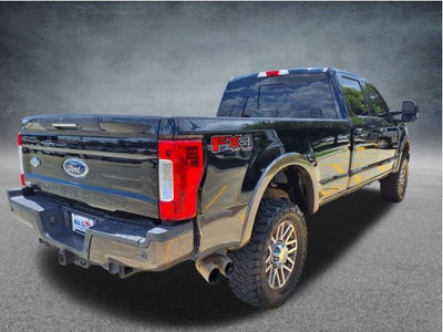 2017 Ford Super Duty F-250 SRW Lariat