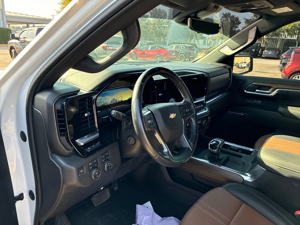 2023 Chevrolet Silverado 1500 High Country