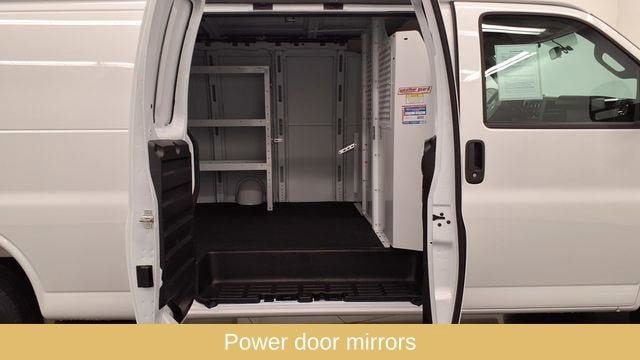 2025 Chevrolet Express Cargo 3500 WT