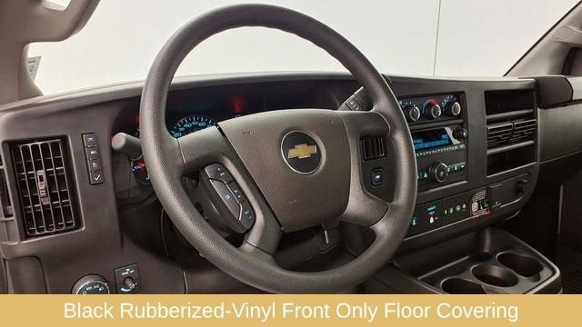 2025 Chevrolet Express Cargo 3500 WT