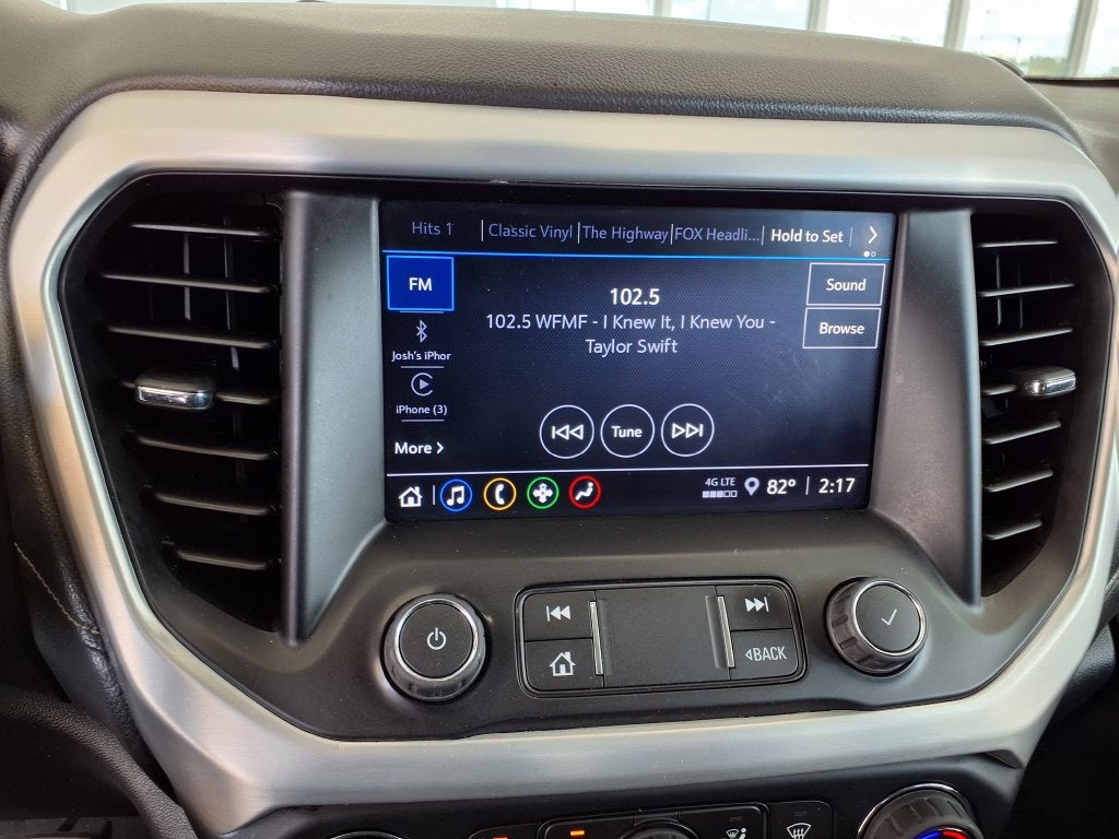 2022 GMC Acadia SLE