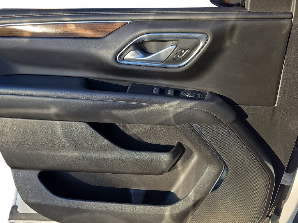2022 GMC Yukon SLE
