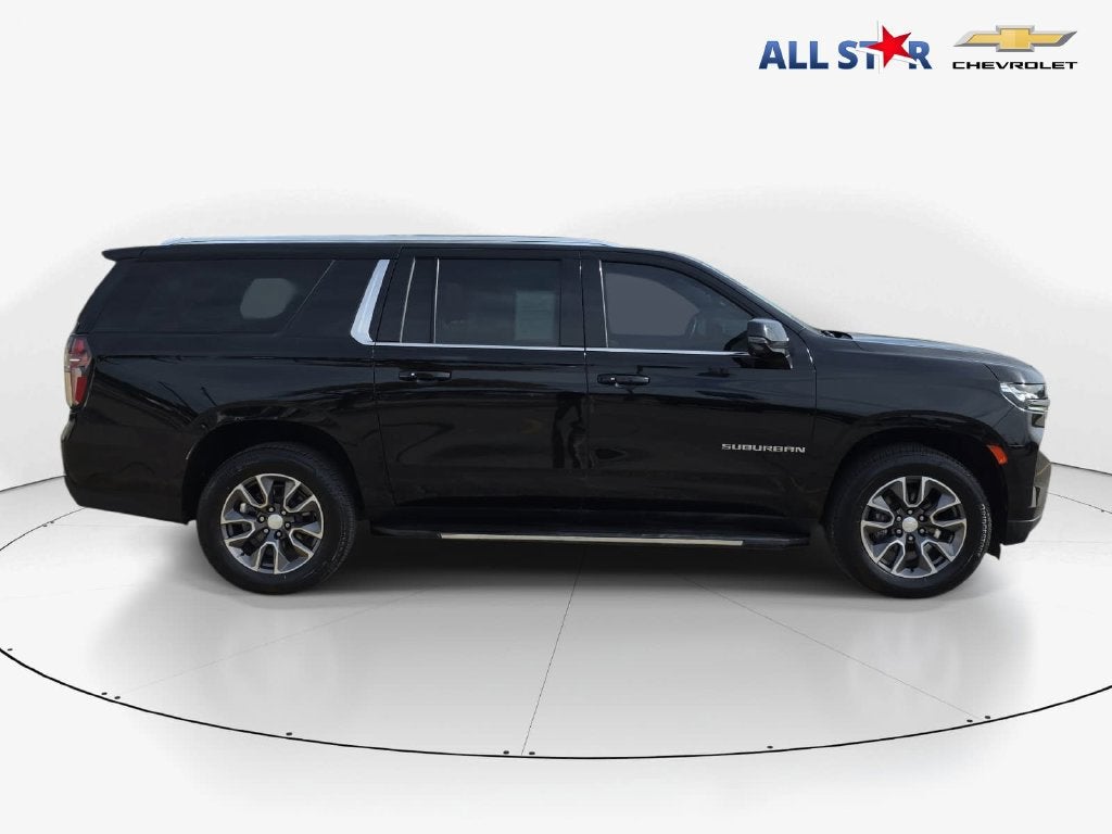 2022 Chevrolet Suburban LT