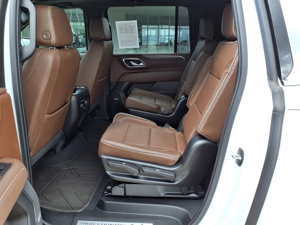 2022 Chevrolet Suburban High Country