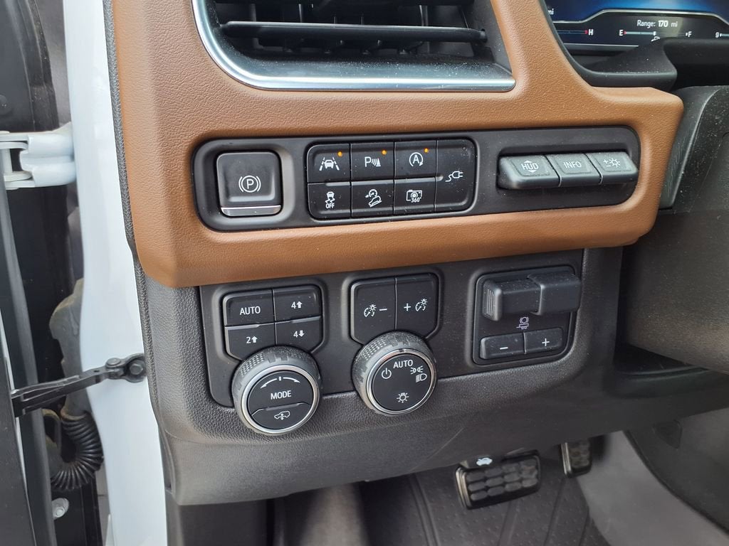 2022 Chevrolet Suburban High Country