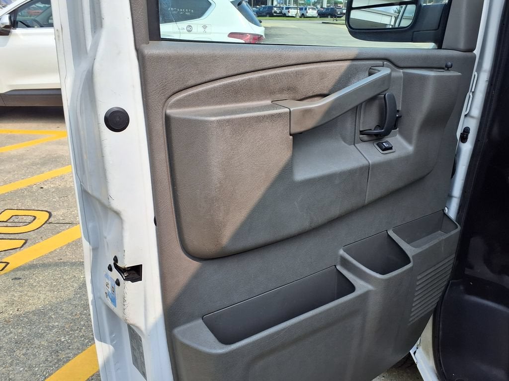 2017 GMC Savana Cargo 2500 CARGO