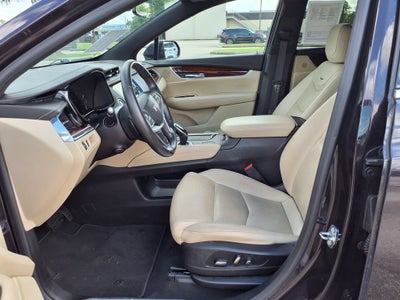 2018 Cadillac XT5 Luxury FWD