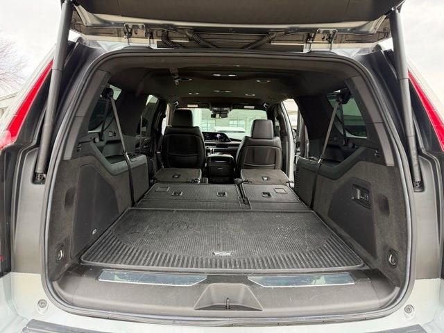 2024 Cadillac Escalade ESV Luxury