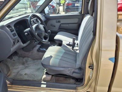 1998 Nissan Frontier 2WD XE