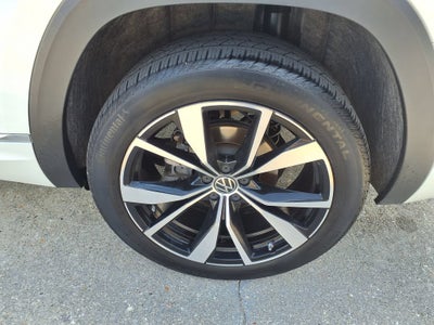 2025 Volkswagen Atlas 2.0T SEL Premium R-Line