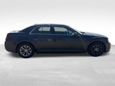 2015 Chrysler 300 Limited