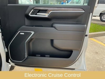 2025 Chevrolet Silverado 1500 LTZ