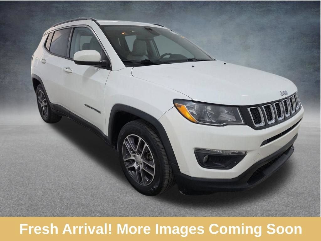 2019 Jeep Compass Latitude w/Sun/Wheel Pkg