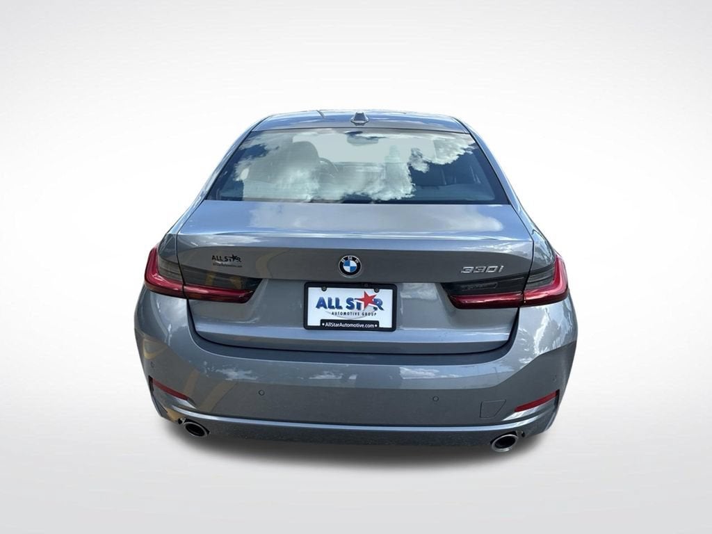 2025 BMW 3 Series 330i
