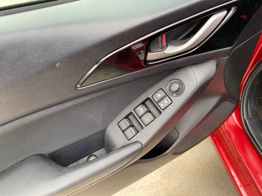 2015 Mazda Mazda3 i Sport