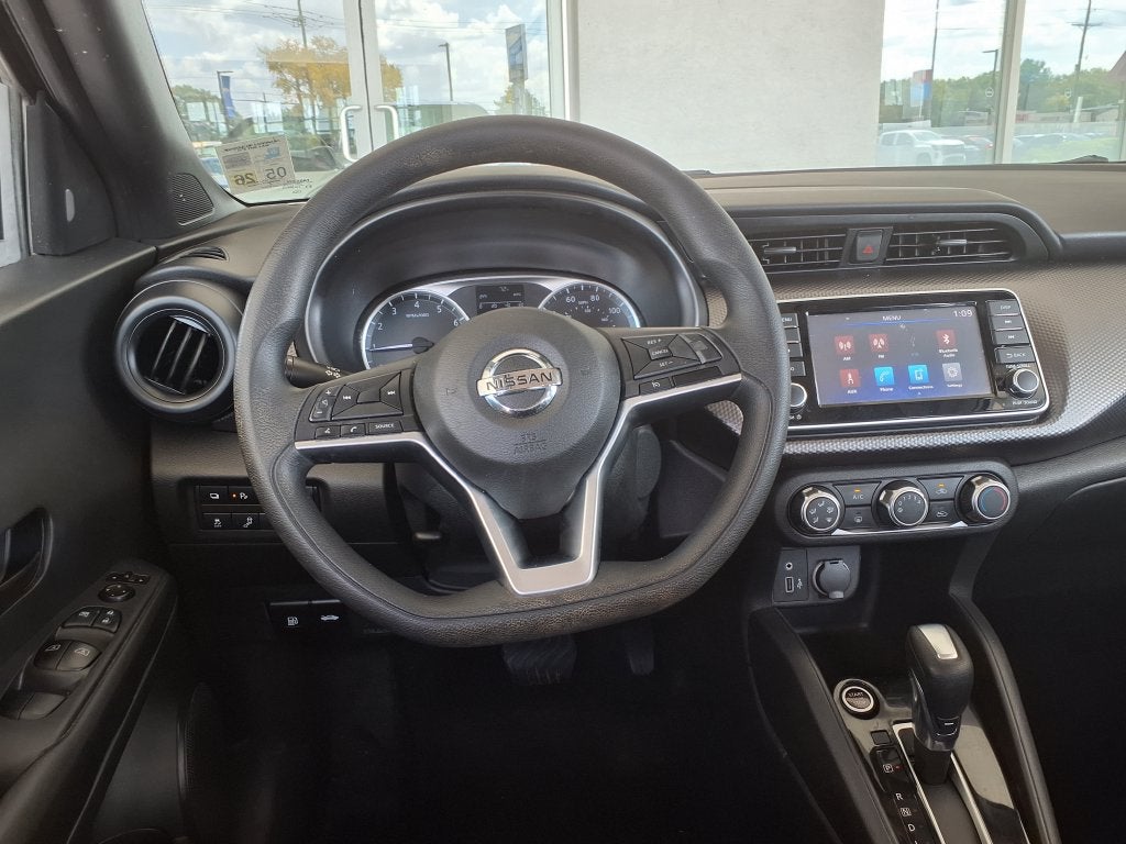 2020 Nissan Kicks S