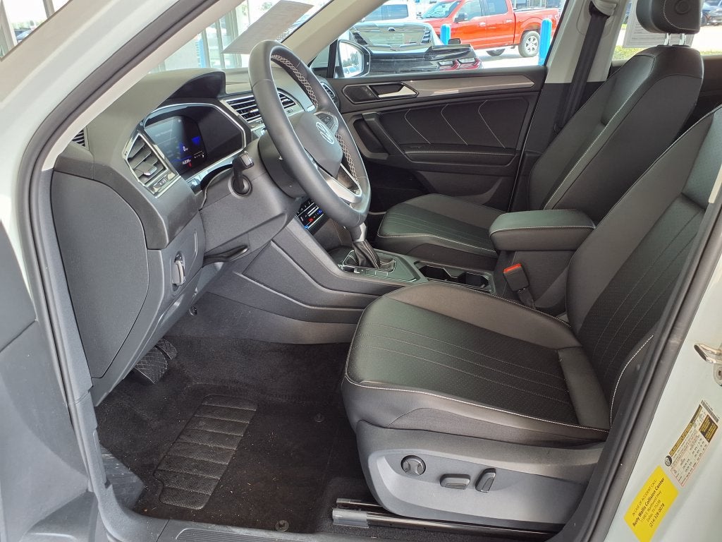 2022 Volkswagen Tiguan SE