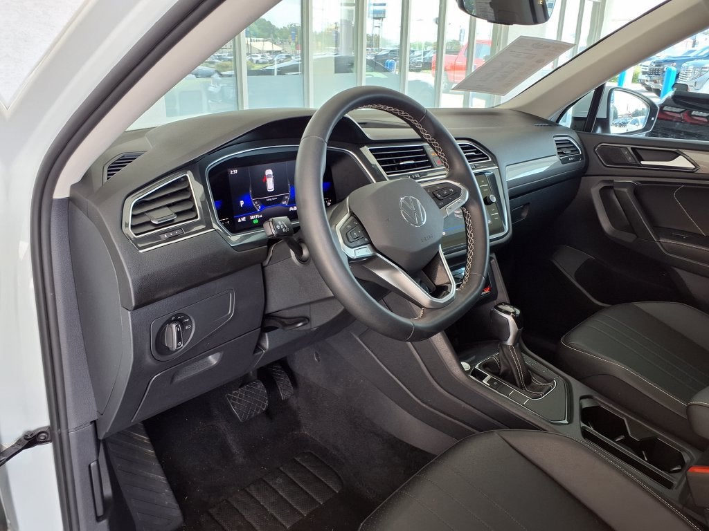 2022 Volkswagen Tiguan SE