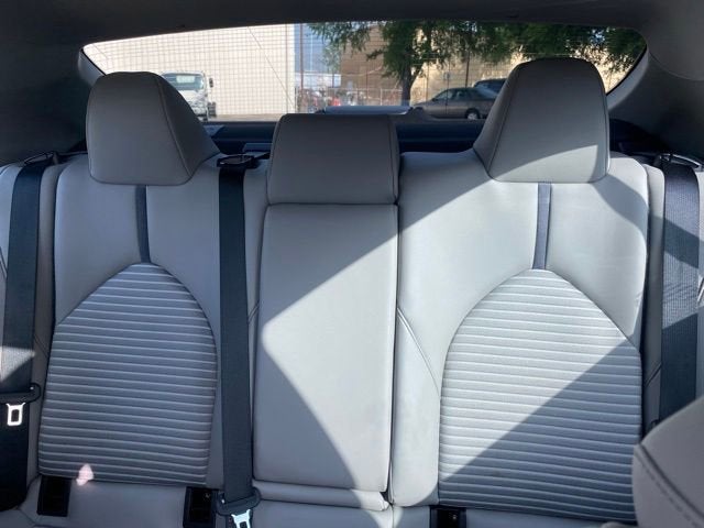 2024 Toyota Camry Hybrid SE