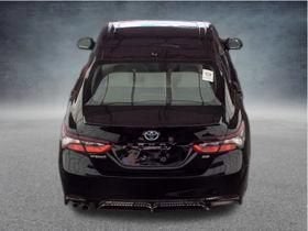 2024 Toyota Camry Hybrid SE
