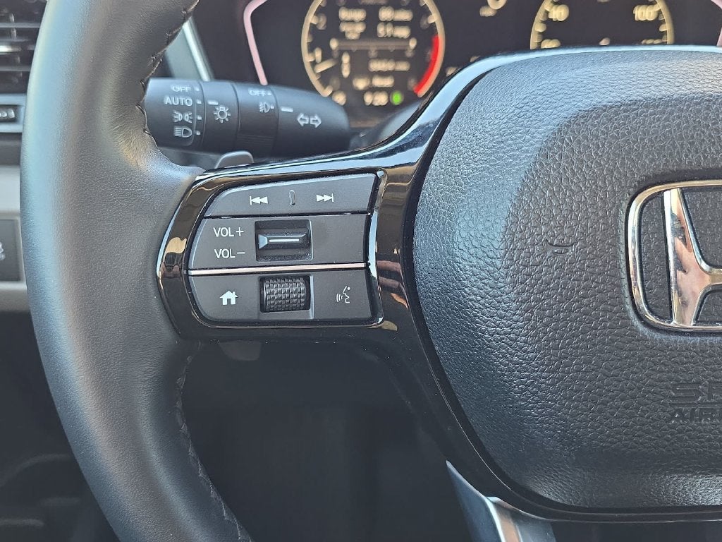 2025 Honda Pilot Touring