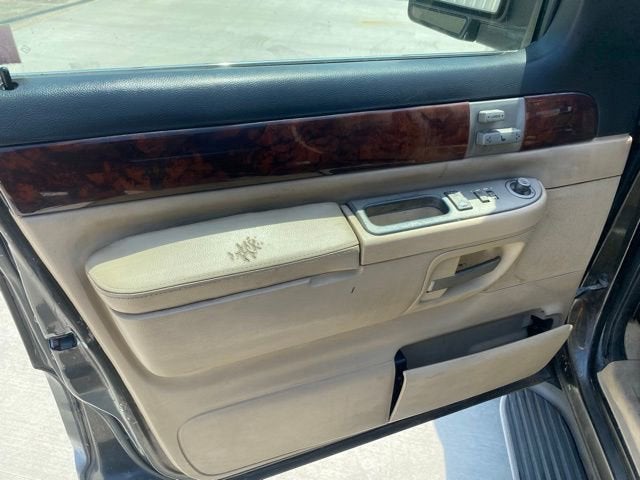 2005 Lincoln Aviator NA