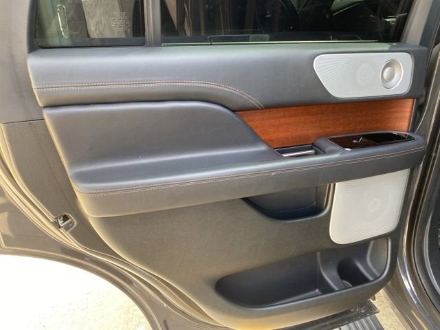 2023 Lincoln Navigator Black Label