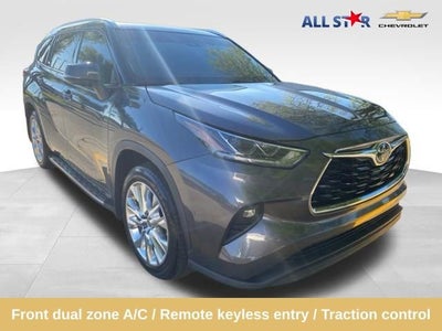 2023 Toyota Highlander L