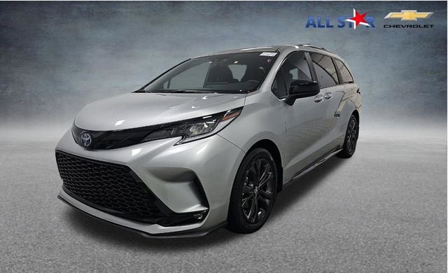 2025 Toyota Sienna XSE