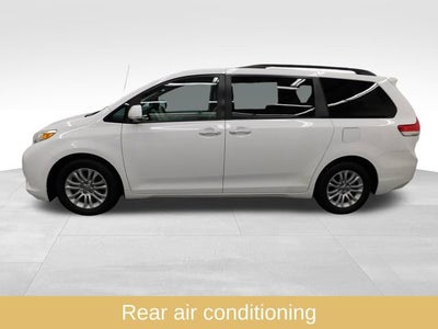 2014 Toyota Sienna XLE