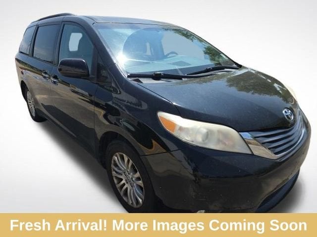 2016 Toyota Sienna XLE
