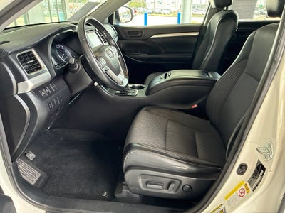 2017 Toyota Highlander LE
