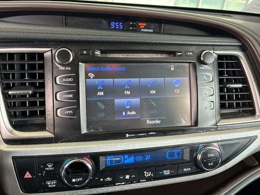 2017 Toyota Highlander LE
