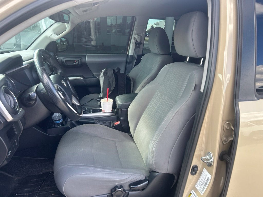 2016 Toyota Tacoma SR5