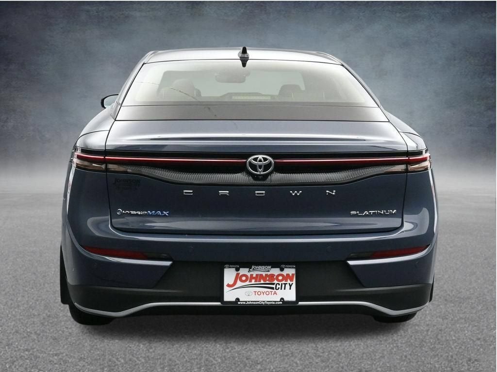 2026 Toyota Crown Platinum