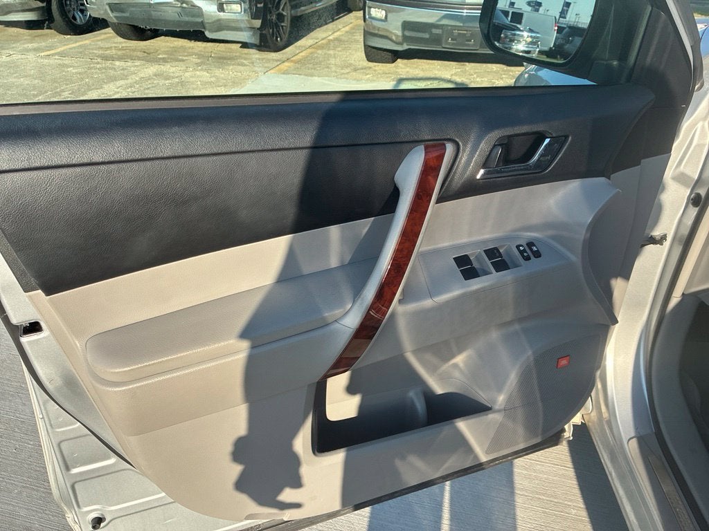 2011 Toyota Highlander Hybrid Limited