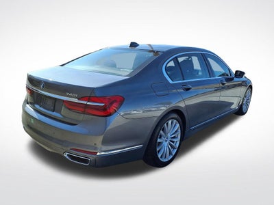 2018 BMW 7 Series 740i