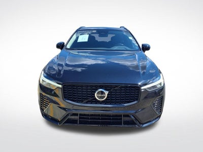 2024 Volvo XC60 Plus Dark Theme
