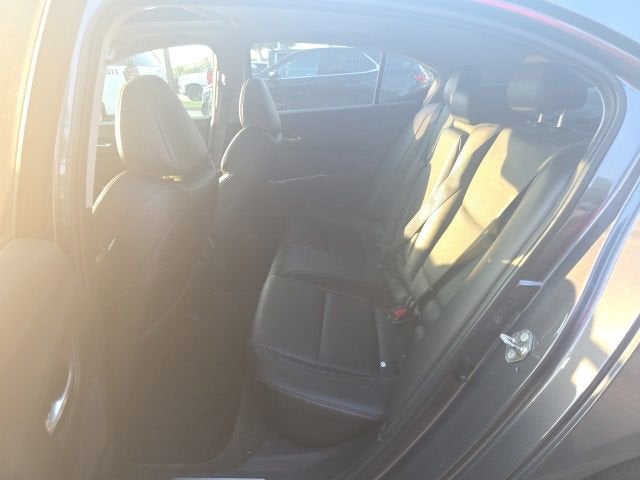2017 Acura TLX V6 w/Technology Pkg