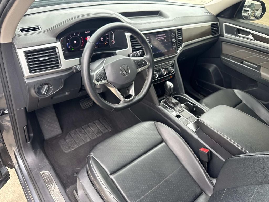 2022 Volkswagen Atlas 3.6L V6 SE w/Technology
