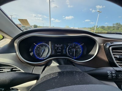 2019 Chrysler Pacifica Touring L