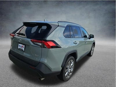 2021 Toyota RAV4 XLE Premium