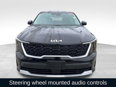 2025 Kia Sorento LX